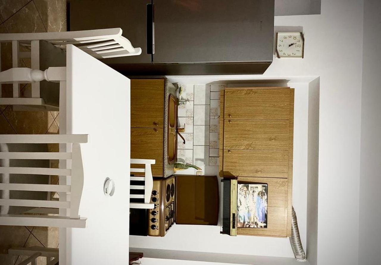 Honey Apartment Near Port Of Saranda Екстериор снимка